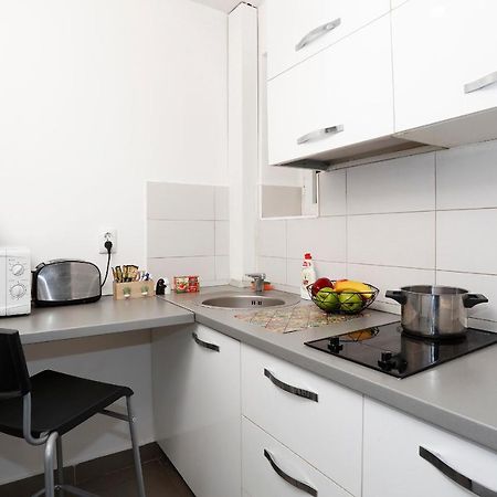 Central Apartment Very Close To Old City Bukarest Exterior foto