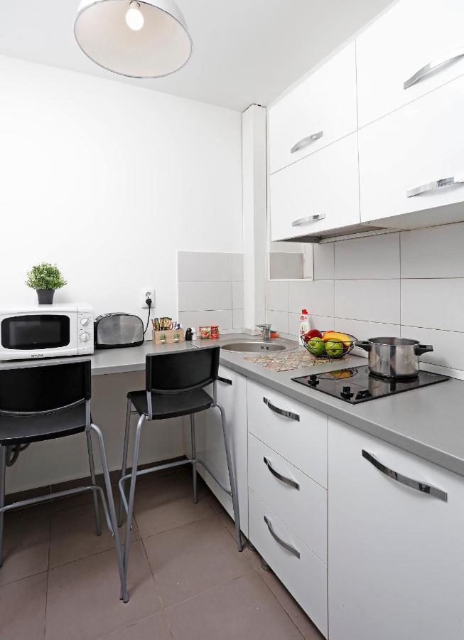 Central Apartment Very Close To Old City Bukarest Exterior foto