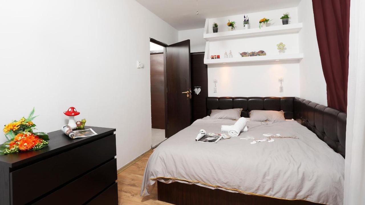 Central Apartment Very Close To Old City Bukarest Exterior foto