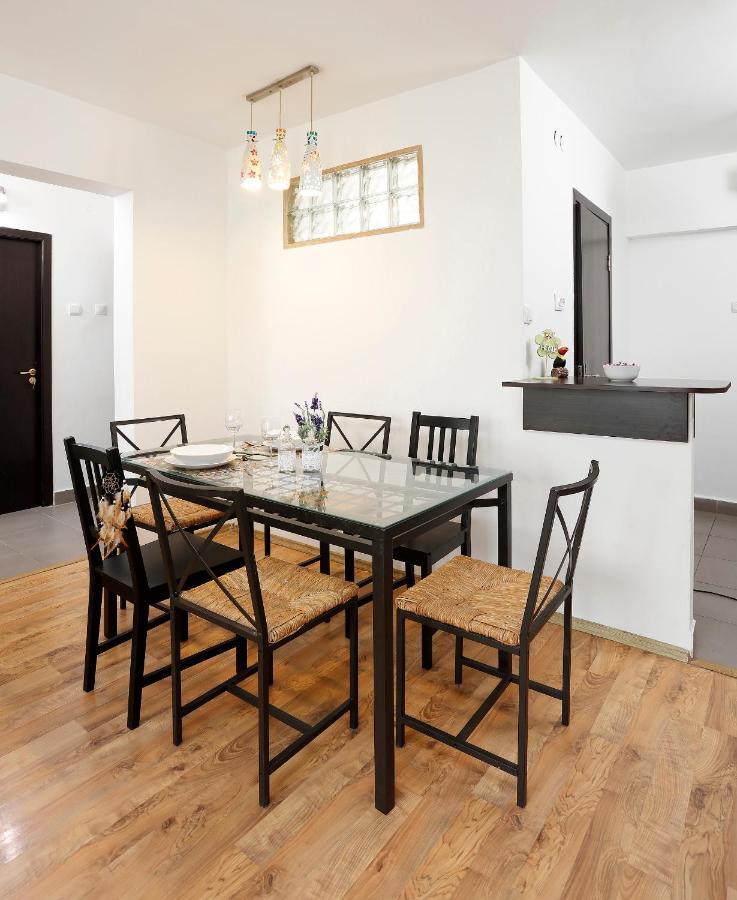 Central Apartment Very Close To Old City Bukarest Exterior foto